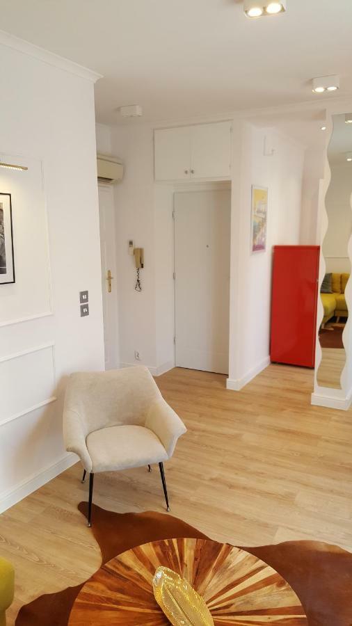 Appartamento 123 Sadi Carnot Saint-Raphaël Esterno foto