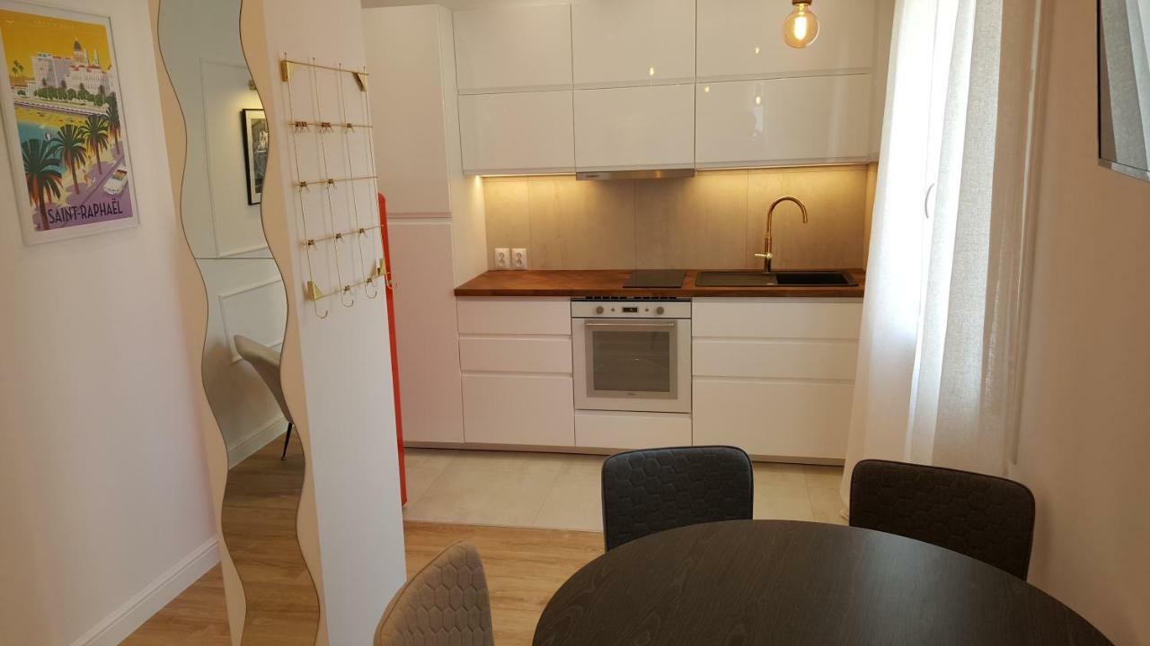 Appartamento 123 Sadi Carnot Saint-Raphaël Esterno foto