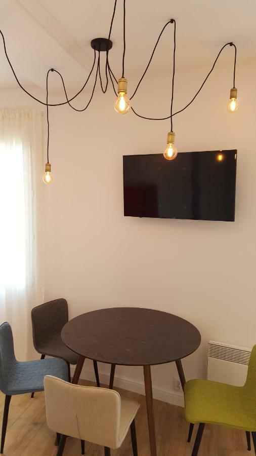 Appartamento 123 Sadi Carnot Saint-Raphaël Esterno foto