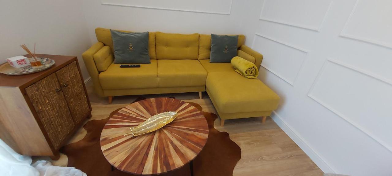 Appartamento 123 Sadi Carnot Saint-Raphaël Esterno foto